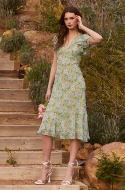 Celestine Floral Ruffle Midi Dress 35 Celestine Floral Ruffle Midi Dress -Astr The Label Shop 23 01 19 ASTR WEDDING0060