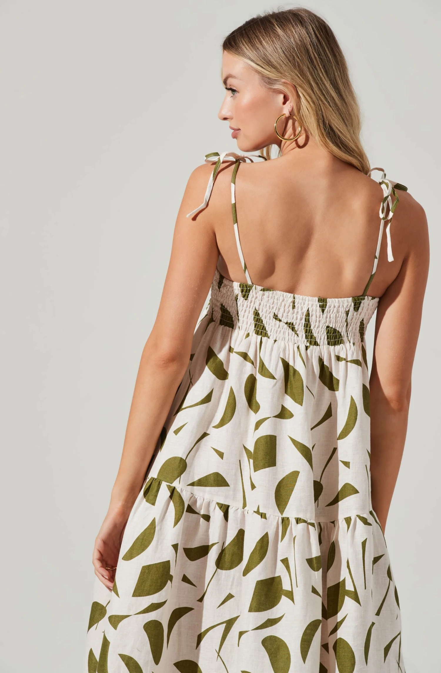 Marlene Square Neck Smocked Midi Dress 13 Marlene Square Neck Smocked Midi Dress - Image 11