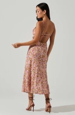 Maritza Floral Smocked Midi Dress 22 Maritza Floral Smocked Midi Dress -Astr The Label Shop ACDR101529 COPPERLILACMULTI 5