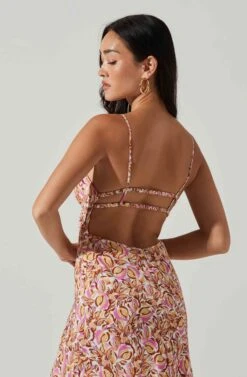 Maritza Floral Smocked Midi Dress 20 Maritza Floral Smocked Midi Dress -Astr The Label Shop ACDR101529 COPPERLILACMULTI 6