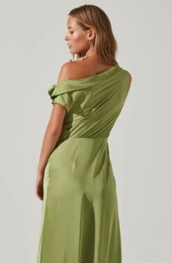 Monroe Satin Off Shoulder Maxi Dress -Astr The Label Shop ACDR101586 CRESTGREEN 3 fbee37ba 9896 45ad 959c 3bd3cf4ba345