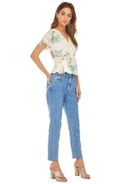 Wren Top -Astr The Label Shop ACT13302 CREAM BLUSH FLORAL 02