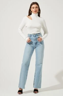 Vivi Sweater -Astr The Label Shop ACT13703 WHITE 5 2e52a622 16f3 458e b3d3 6ce2d23f6be7