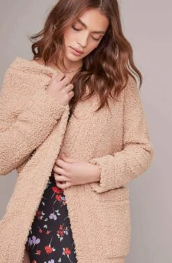 Fauna Coat (Sold Out) -Astr The Label Shop ACT15455 CAFE AU LAIT 4A d91b793f f32d 4755 ab73 aa1b58976510
