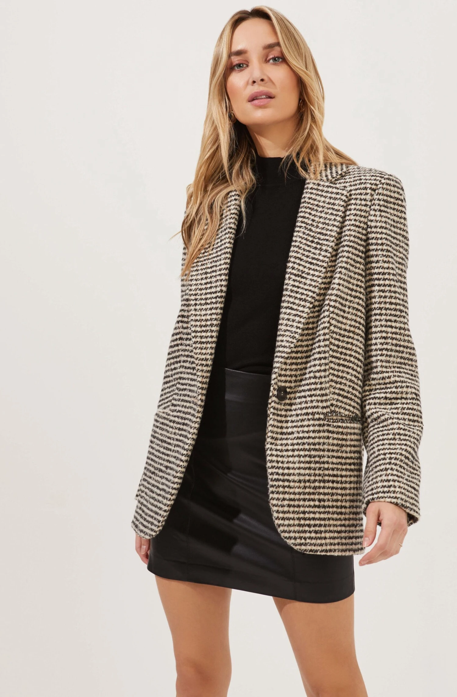 Harlow Houndstooth Oversized Blazer 3 Harlow Houndstooth Oversized Blazer