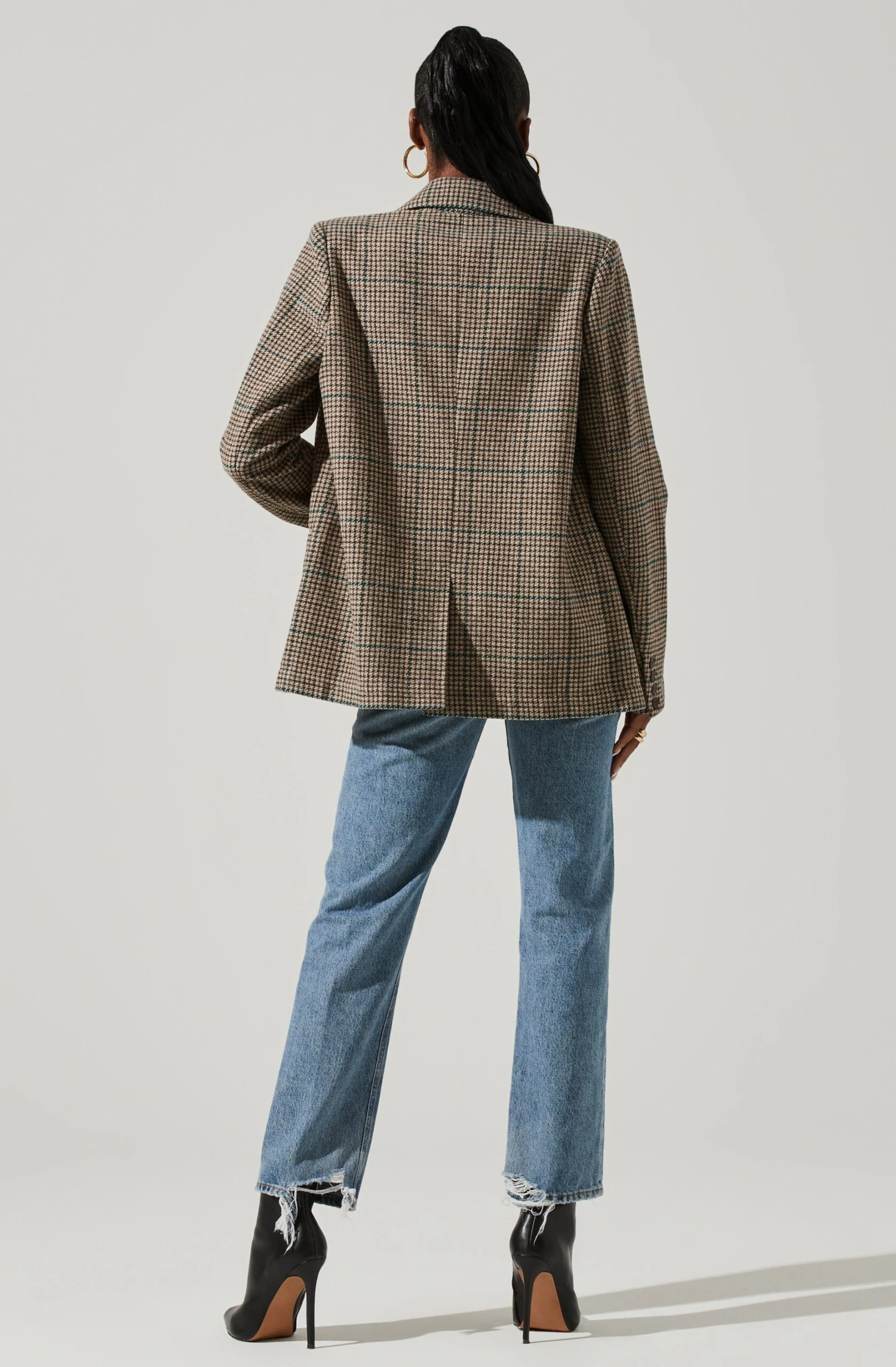 Harlow Plaid Blazer 6 Harlow Plaid Blazer - Image 4