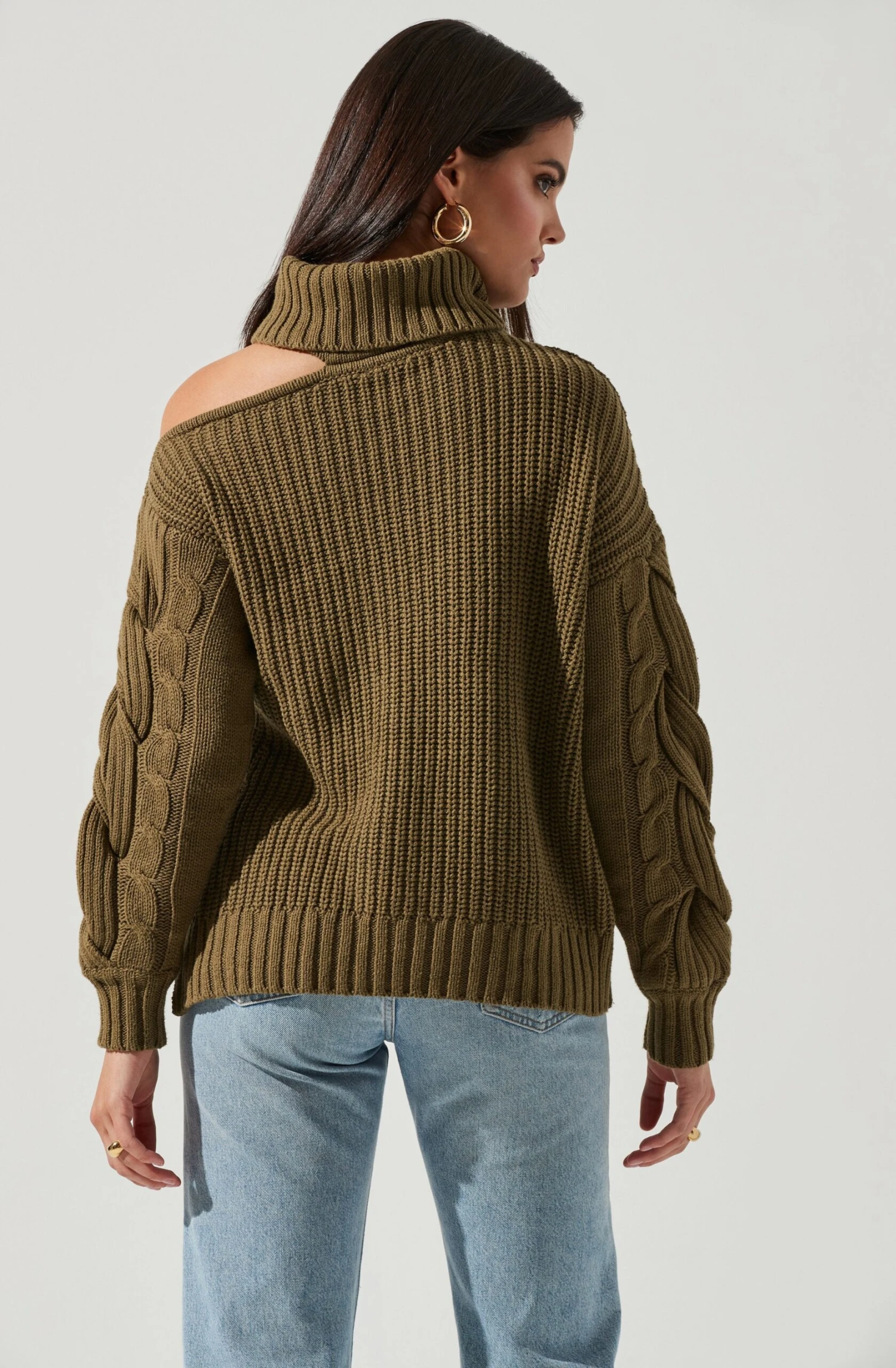 Sequoia Cutout Shoulder Turtleneck Sweater 21 Sequoia Cutout Shoulder Turtleneck Sweater - Image 19