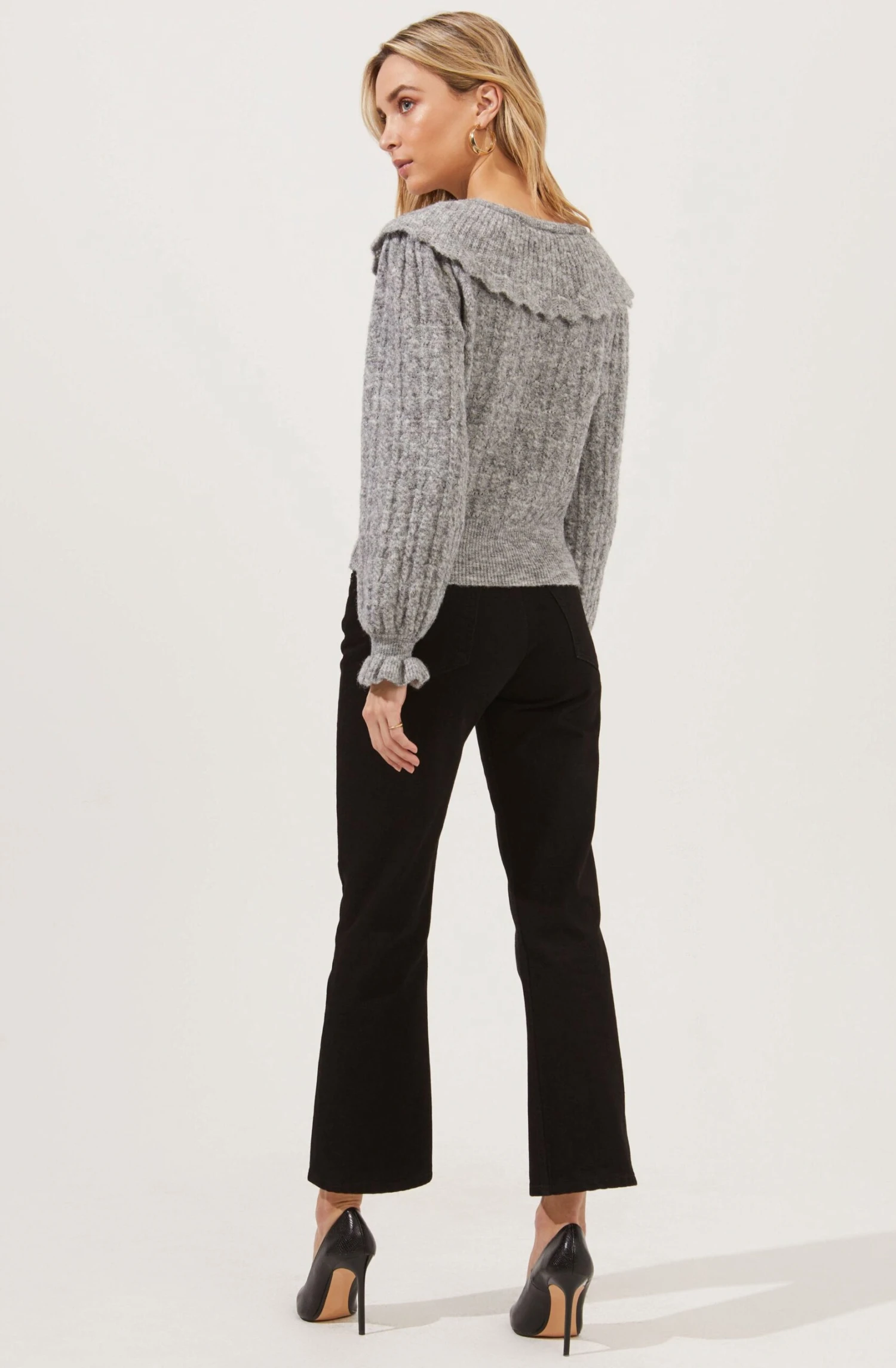 Safford Pointelle Oversized Collar Sweater 11 Safford Pointelle Oversized Collar Sweater - Image 9
