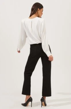 Duchess Long Sleeve Top 21 Duchess Long Sleeve Top -Astr The Label Shop ACT16780B OFFWHITE 5
