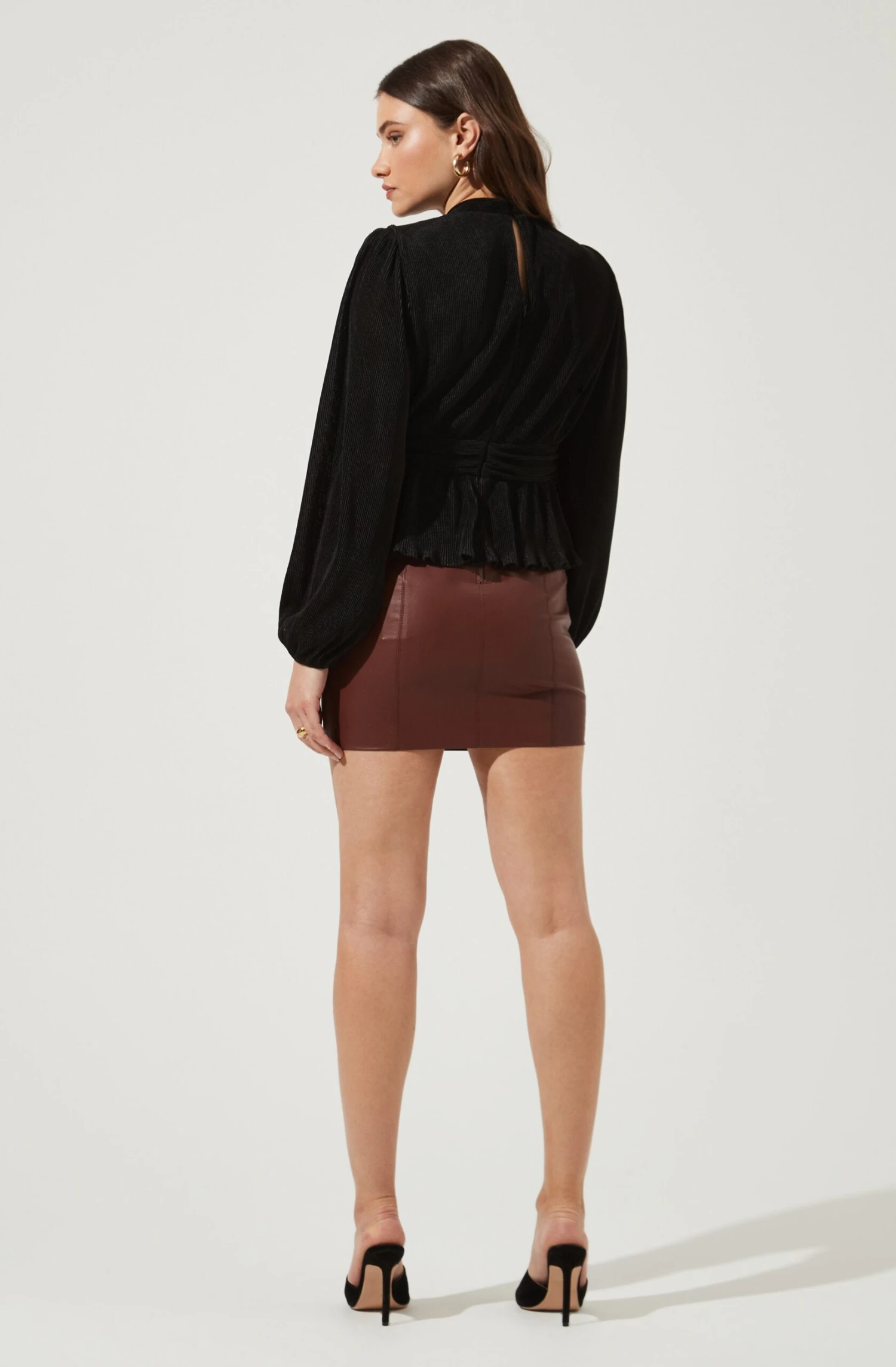 Sharon Long Sleeve Pleated Peplum Top 6 Sharon Long Sleeve Pleated Peplum Top - Image 4