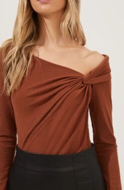 Maricopa Off Shoulder Twist Front Bodysuit -Astr The Label Shop ACT16855 CARAMEL 3