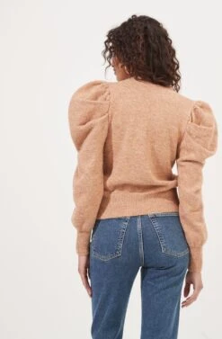 Nicola Metallic Puff Sleeve Sweater -Astr The Label Shop ACT16866 APRICOT 5