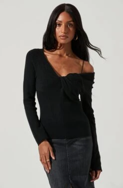 Addison Twist Front Sweater -Astr The Label Shop ACT17278 BLACK 0725