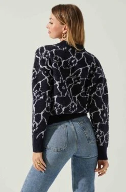 Saira Abstract Floral Sweater -Astr The Label Shop ACT17330L NAVYCREAM 5