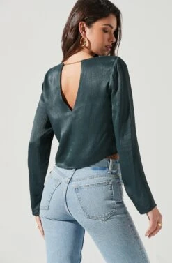 Petra Satin Chain Link Top -Astr The Label Shop ACT17380 DARKGREEN 0959