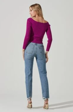 Philippa Chain Strap Sweater -Astr The Label Shop ACT17457 FUCHSIA 5