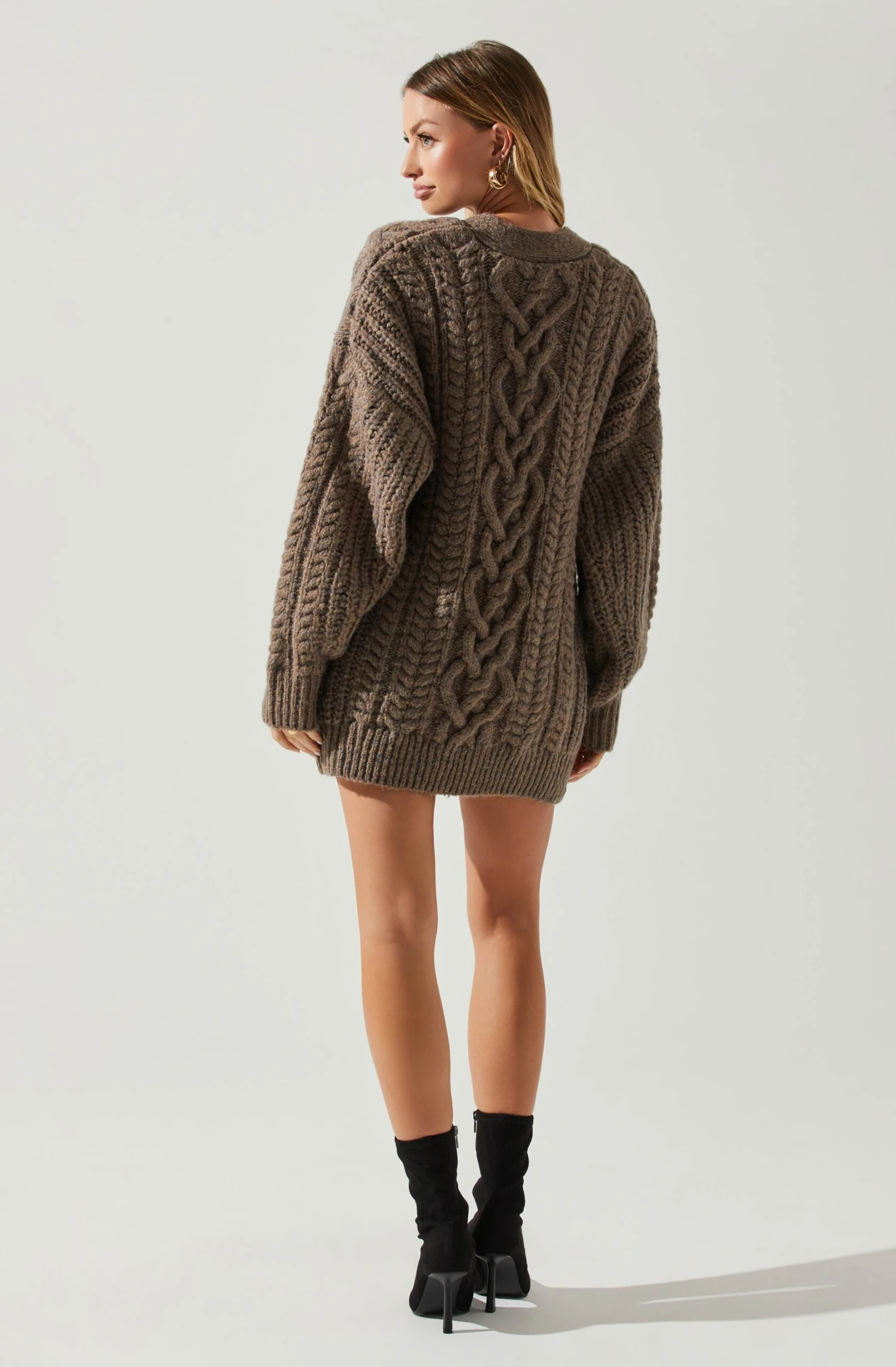 Charli Cable Knit Oversized Cardigan Sweater 13 Charli Cable Knit Oversized Cardigan Sweater - Image 11