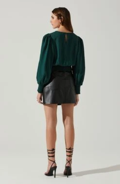 Wrenley Twist Front Puff Sleeve Top -Astr The Label Shop ACT17827 HUNTERGREEN 6