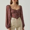 Penny Floral Puff Sleeve Top 1 Penny Floral Puff Sleeve Top -Astr The Label Shop ACT17882C BROWNPURPLEFLORAL 3
