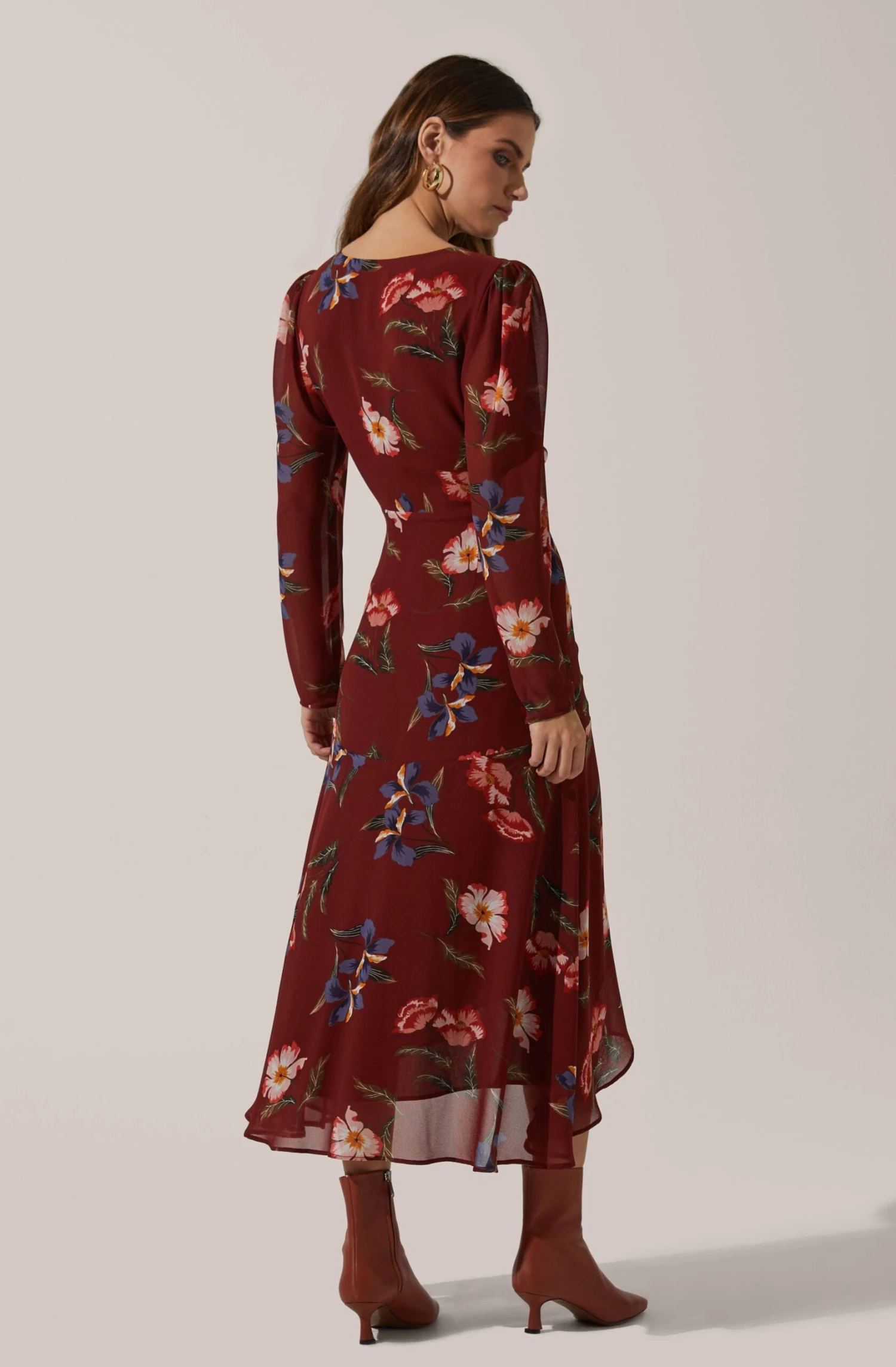 Hi-Lo Ruched Front Midi 6 Hi-Lo Ruched Front Midi - Image 4