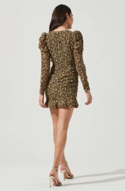 Long Sleeve Ruched Center Dress 13 Long Sleeve Ruched Center Dress -Astr The Label Shop ADR101034 BLACKMULTIFLORAL 3
