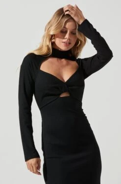 Long Sleeve Twist Bust Midi Dress 12 Long Sleeve Twist Bust Midi Dress -Astr The Label Shop ADR101045 BLACK 2