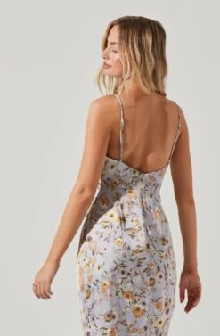 Giselle Floral Twist Front Midi Dress 22 Giselle Floral Twist Front Midi Dress -Astr The Label Shop ADR101136 LAVENDERGOLDFLORAL 0248