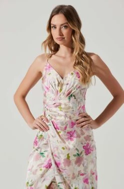 Giselle Floral Twist Front Midi Dress 17 Giselle Floral Twist Front Midi Dress -Astr The Label Shop ADR101136 PINKGREENFLORAL 4