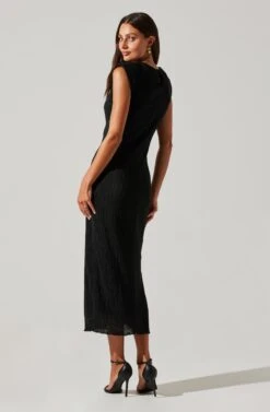 Plisse Straight Neck Midi Dress -Astr The Label Shop ADR101830 BLACK 5