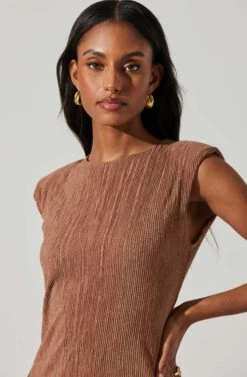 Plisse Straight Neck Midi Dress -Astr The Label Shop ADR101830 BROWN 4