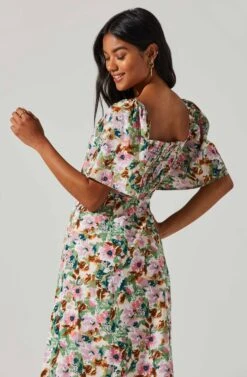 Lace Up Flutter Sleeve Cut Out Midi Dress 10 Lace Up Flutter Sleeve Cut Out Midi Dress -Astr The Label Shop ALD44563 PINKGREENMULTIFL 4 91996d86 c0e6 4266 b42b c5bc31582f38