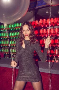 Akira Metallic Cutout Mini Dress 15 Akira Metallic Cutout Mini Dress -Astr The Label Shop ASTR HOL22 SKATE 0093