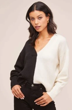 Tandem Color Block Sweater -Astr The Label Shop AT15602 BLACK IVORY 3