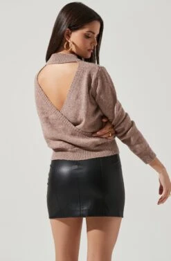 Reversible Open Back Sweater 18 Reversible Open Back Sweater -Astr The Label Shop AT16314 TAUPE PINKMETALLIC 4