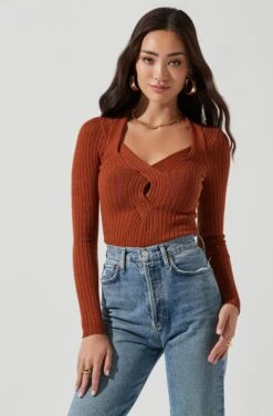 Twist Front Sweater 32 Twist Front Sweater -Astr The Label Shop AT17051 RUST 0179