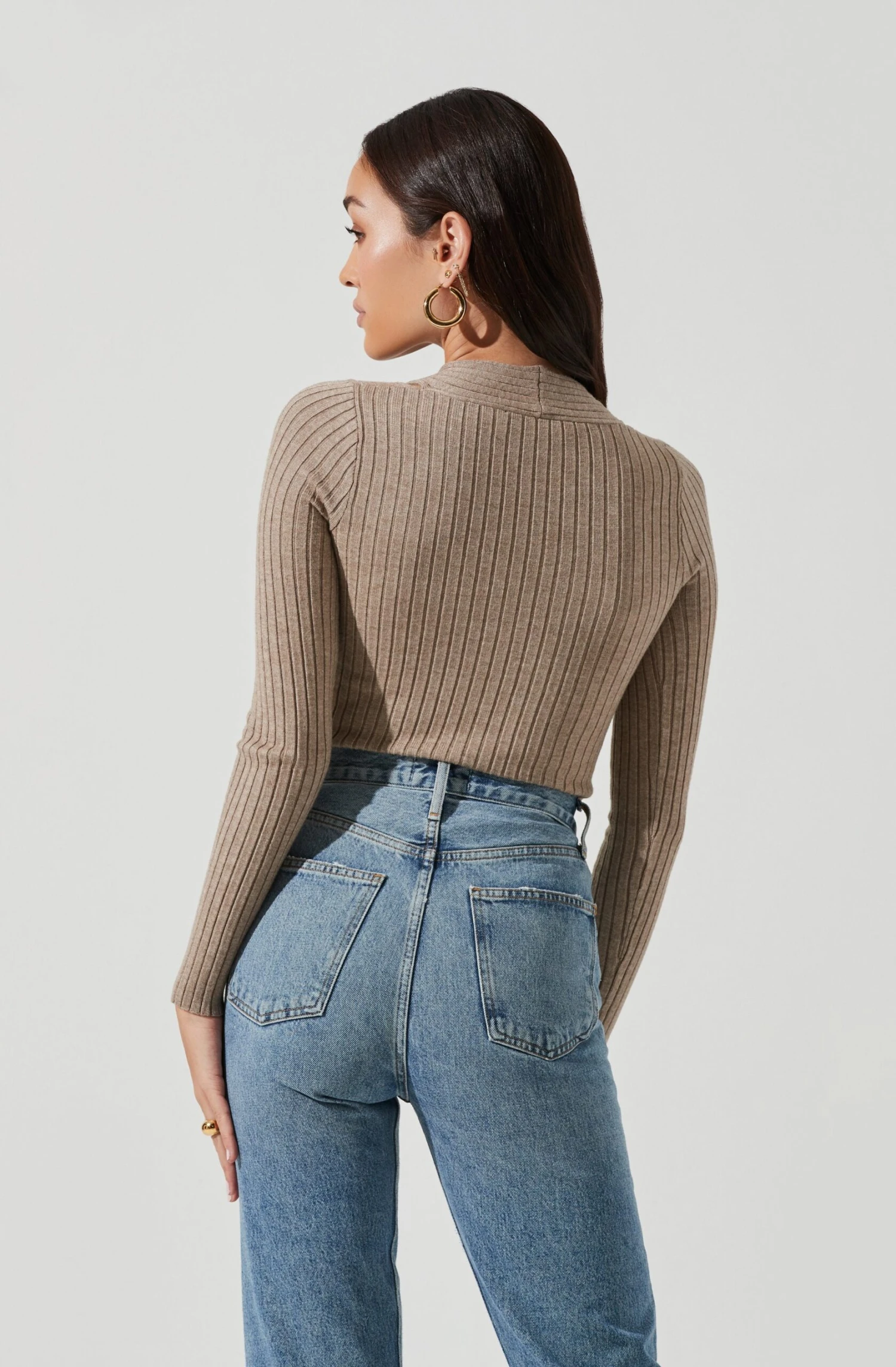 Twist Front Sweater 14 Twist Front Sweater - Image 12