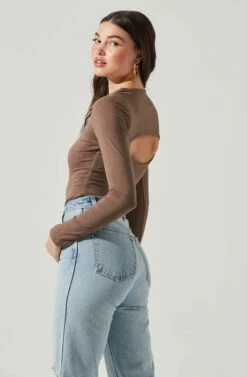 Long Sleeve Cutout Front Bodysuit -Astr The Label Shop AT17141 BROWN 4