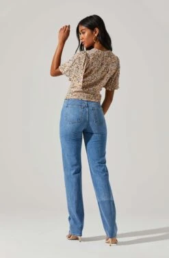 Floral Key Hole Flutter Sleeve Top -Astr The Label Shop AT17291 SAGEPEACHDITSY 5