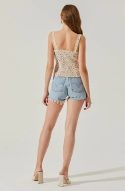 Lace Up Floral Cami Top 12 Lace Up Floral Cami Top -Astr The Label Shop AT17712 CORALCREAMDITSY 5