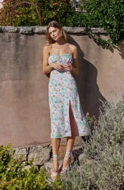 Avalee Floral Cutout Midi Dress -Astr The Label Shop LeniAliStudios ASTR GetawayGuide2022 03 22 ASTR 1794