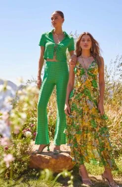 Zoey Seamed Split Hem Pants 29 Zoey Seamed Split Hem Pants -Astr The Label Shop Shoot 3132