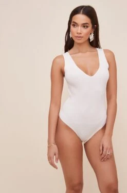 Ribbed V Neck Bodysuit -Astr The Label Shop WL18 1285 IVORY 6